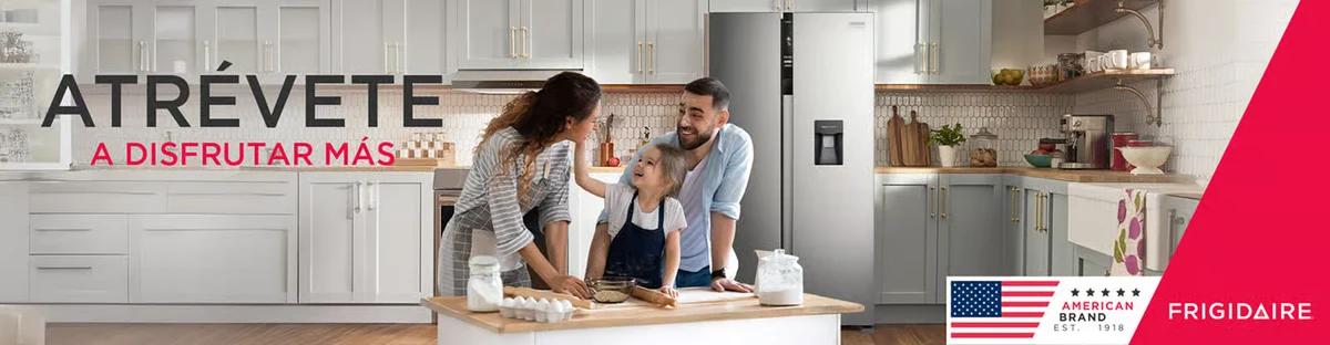 Técnico Frigidaire atendiendo cocinas y estufas Frigidaire en Bucaramanga